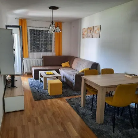 Apartment Bulevar